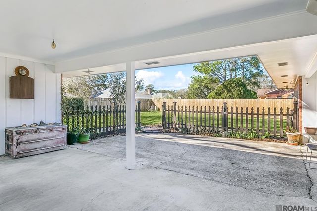 1928 E Eagle St, Zachary, LA 70791