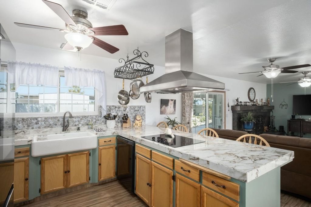 Image 15 of property listing at 8519 S Orange Avenue, Fresno, CA 93725