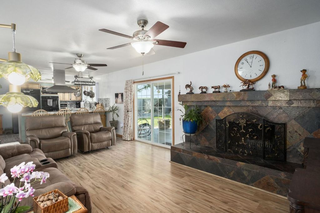 Image 18 of property listing at 8519 S Orange Avenue, Fresno, CA 93725