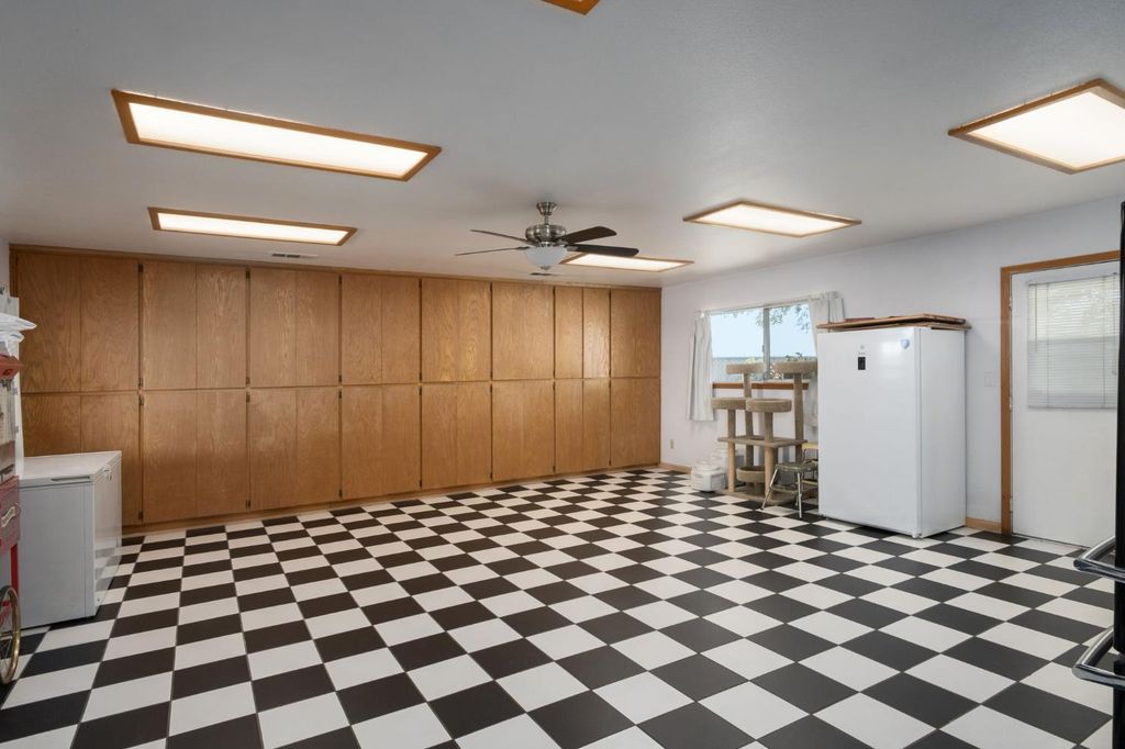 Image 25 of property listing at 8519 S Orange Avenue, Fresno, CA 93725