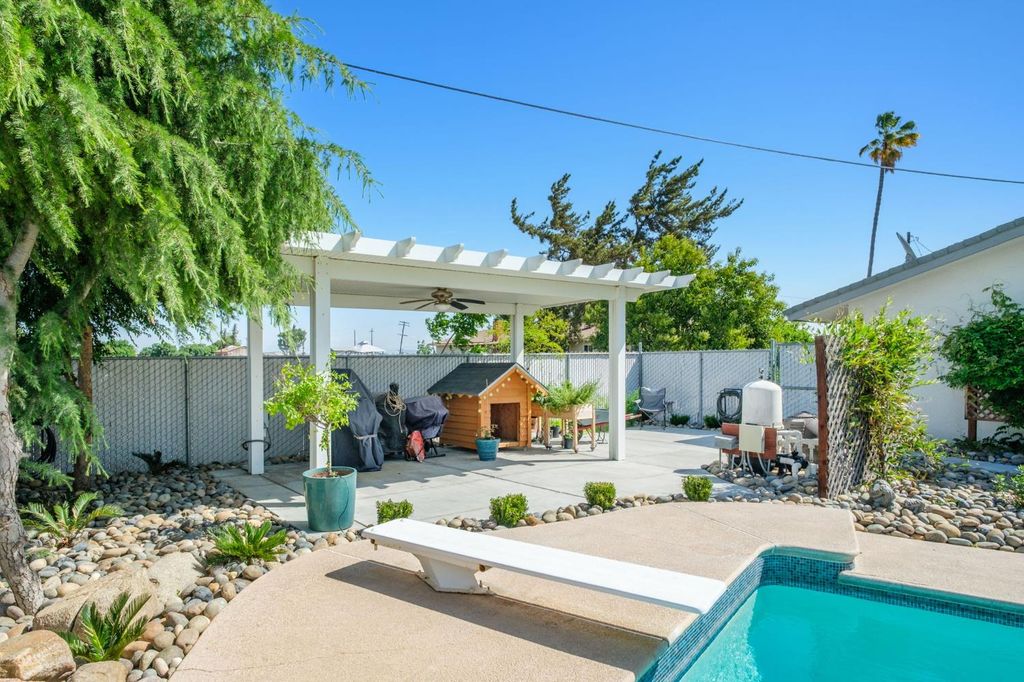 Image 29 of property listing at 8519 S Orange Avenue, Fresno, CA 93725