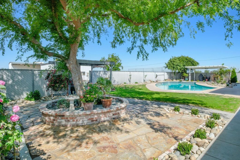 Image 31 of property listing at 8519 S Orange Avenue, Fresno, CA 93725