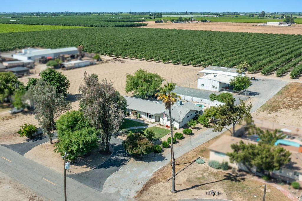 Image 35 of property listing at 8519 S Orange Avenue, Fresno, CA 93725