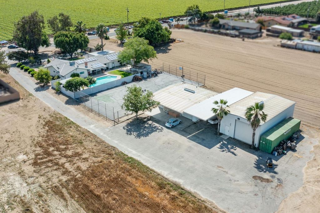 Image 4 of property listing at 8519 S Orange Avenue, Fresno, CA 93725