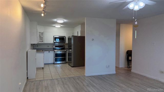 9155 E Center Avenue 2B, Denver, CO 80247