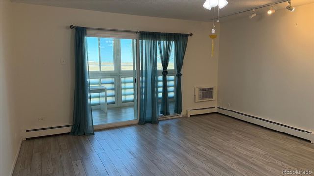 9155 E Center Avenue 2B, Denver, CO 80247