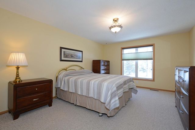 6463 Brook Lane, Savage, MN 55378