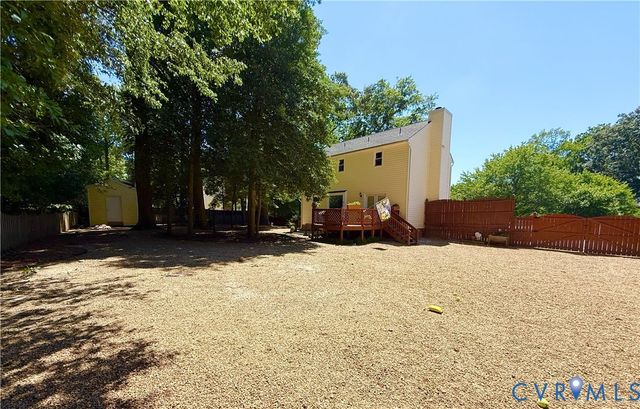 10817 Belvoir Rd, Chester, VA 23831