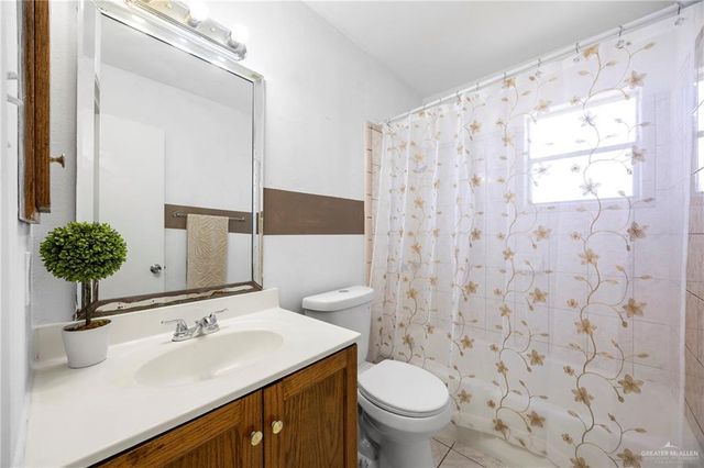 1124 Orange Street, Mercedes, TX 78570