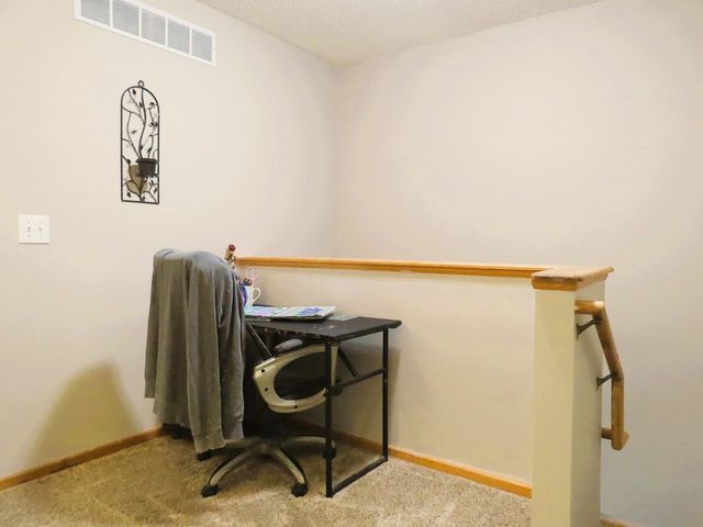 2755 Meadow Brook Drive K, Woodbury, MN 55125