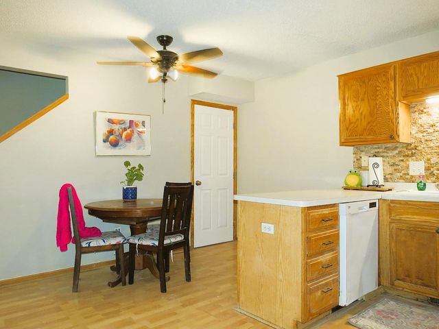 2755 Meadow Brook Drive K, Woodbury, MN 55125