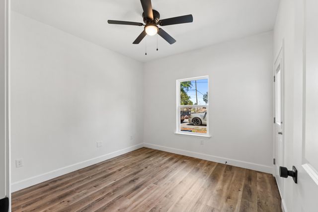 910 Barrow Street 1-10, Fort Walton Beach, FL 32547