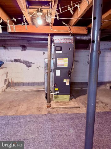 822 STATE ST, Millersburg, PA 17061