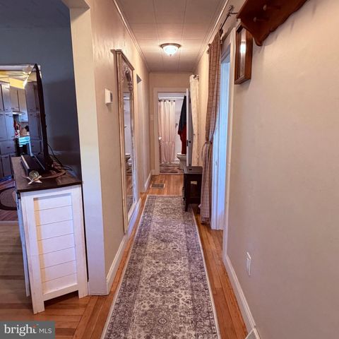 822 STATE ST, Millersburg, PA 17061