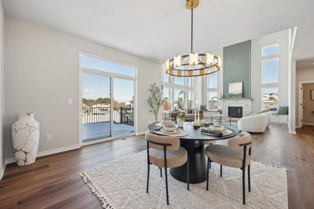 W208N5652 Turnberry LANE, Menomonee Falls, WI 53051