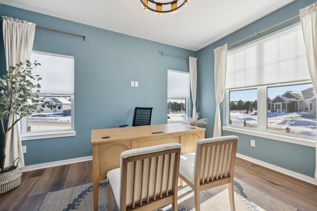 W208N5652 Turnberry LANE, Menomonee Falls, WI 53051