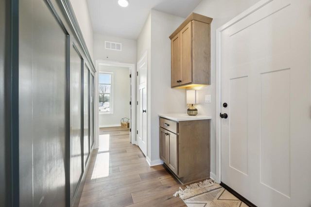 W208N5652 Turnberry LANE, Menomonee Falls, WI 53051