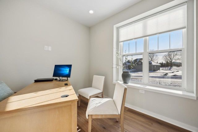 W208N5652 Turnberry LANE, Menomonee Falls, WI 53051