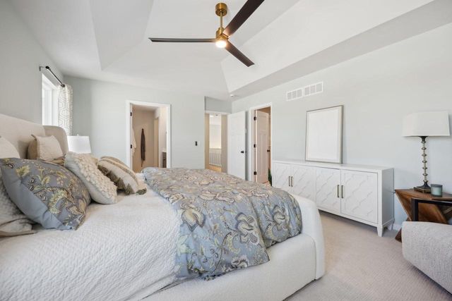 W208N5652 Turnberry LANE, Menomonee Falls, WI 53051