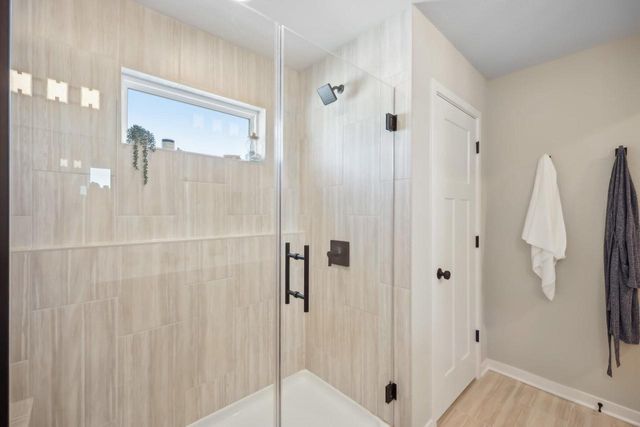 W208N5652 Turnberry LANE, Menomonee Falls, WI 53051