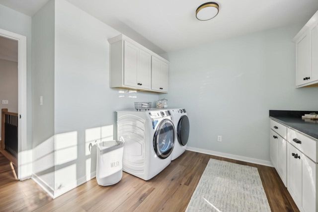 W208N5652 Turnberry LANE, Menomonee Falls, WI 53051