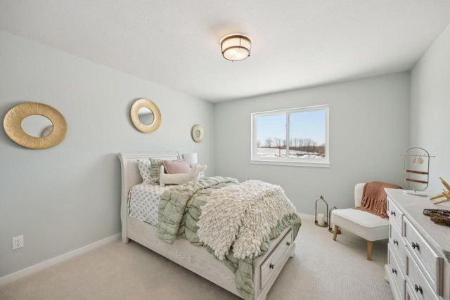 W208N5652 Turnberry LANE, Menomonee Falls, WI 53051