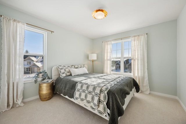 W208N5652 Turnberry LANE, Menomonee Falls, WI 53051