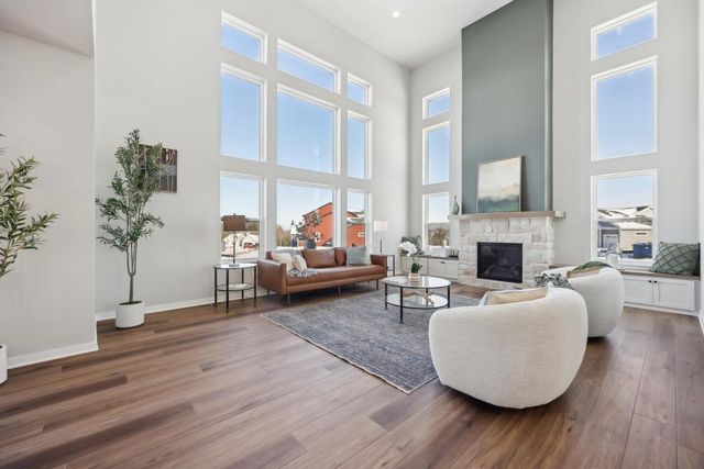 W208N5652 Turnberry LANE, Menomonee Falls, WI 53051