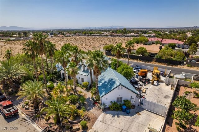 5515 North Campbell Road, Las Vegas, NV 89149