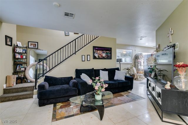 5515 North Campbell Road, Las Vegas, NV 89149