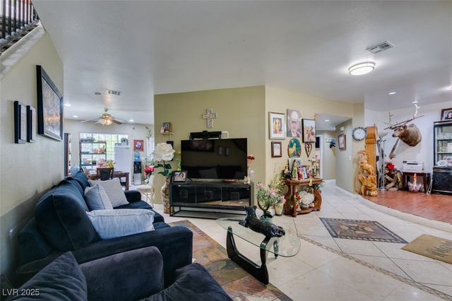 5515 North Campbell Road, Las Vegas, NV 89149