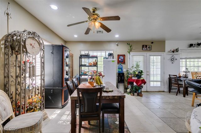 5515 North Campbell Road, Las Vegas, NV 89149