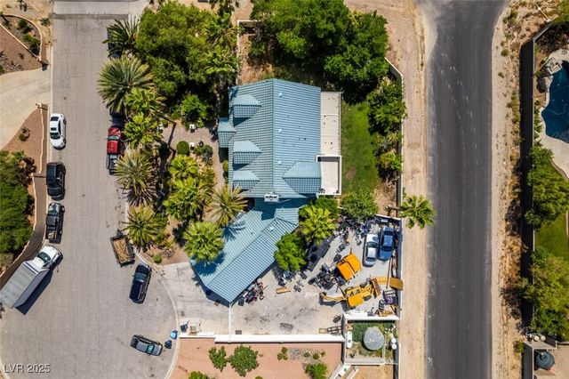 5515 North Campbell Road, Las Vegas, NV 89149