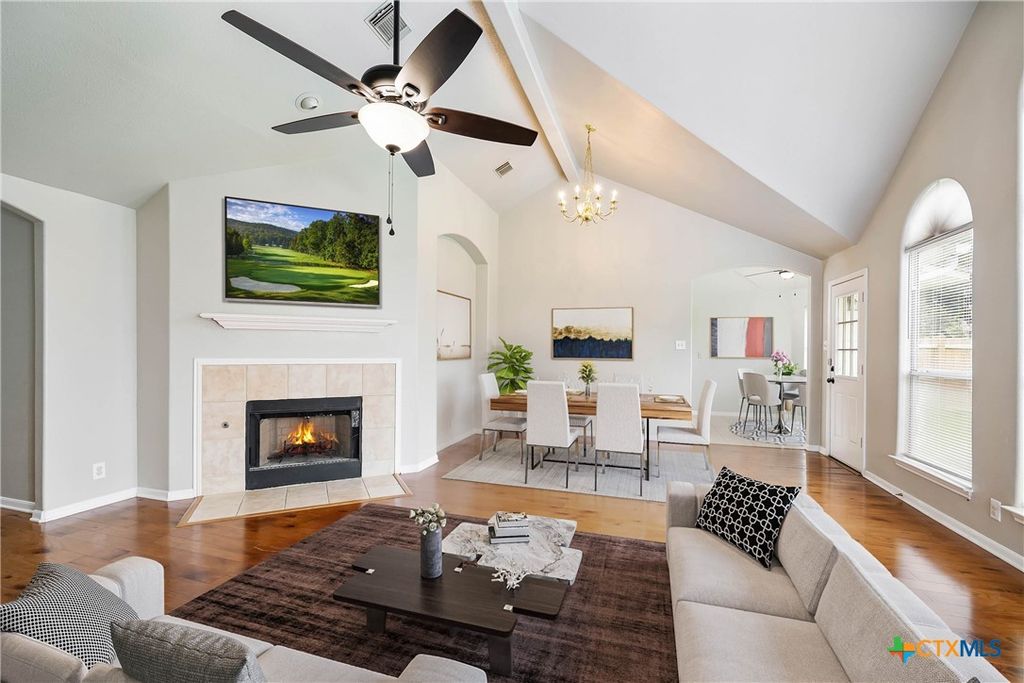 450 Walnut Heights Boulevard, New Braunfels, TX 78130