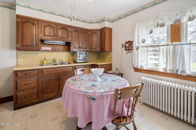 3 John Street, Green Island, NY 12183