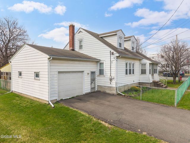 3 John Street, Green Island, NY 12183