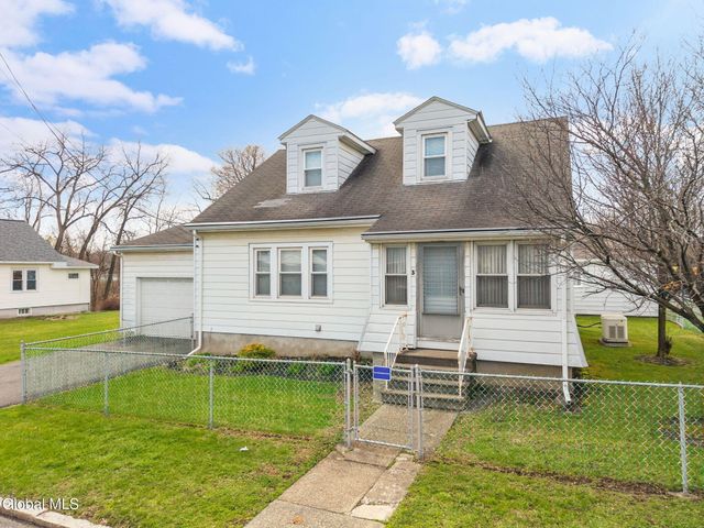 3 John Street, Green Island, NY 12183