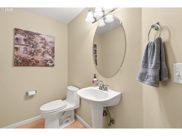 4949 Sw 141ST Ave, Beaverton, OR 97005
