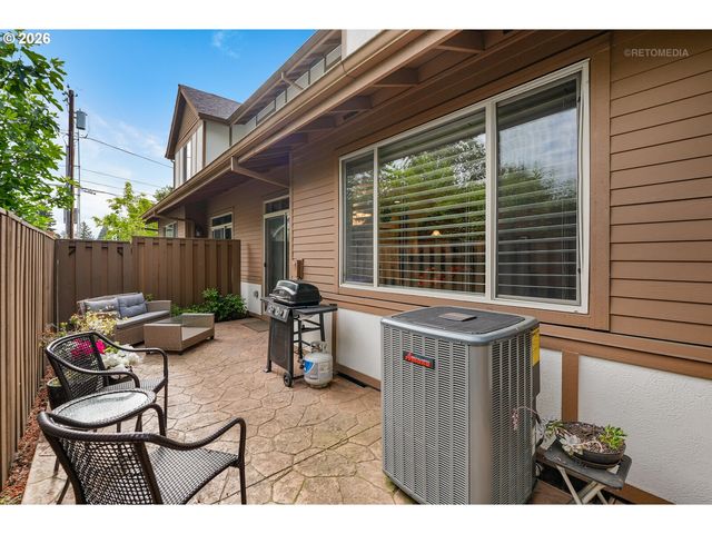 4949 Sw 141ST Ave, Beaverton, OR 97005