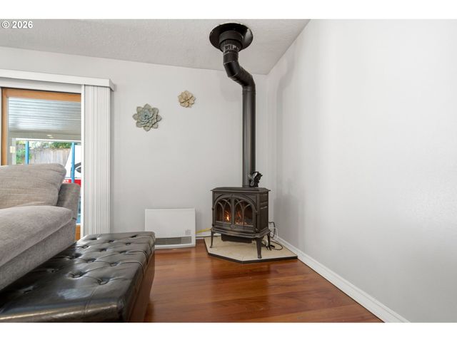 22775 Sw LINCOLN St, Sherwood, OR 97140