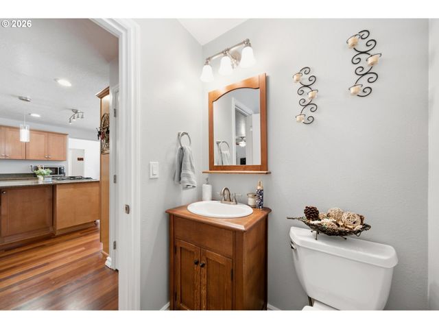22775 Sw LINCOLN St, Sherwood, OR 97140
