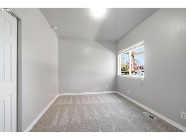 22775 Sw LINCOLN St, Sherwood, OR 97140