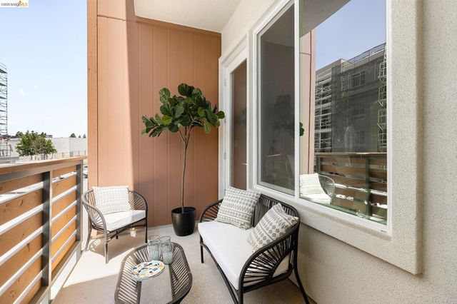 28968 Parkridge Loop 117, Hayward, CA 94544