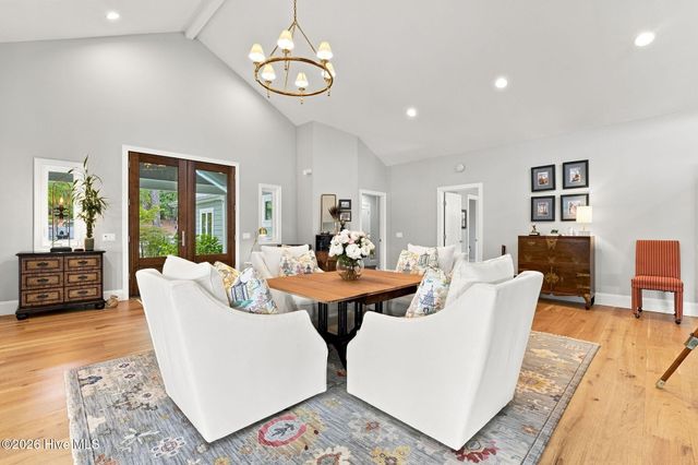 660 Lake Forest Drive SE, Pinehurst, NC 28374