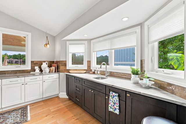 660 Lake Forest Drive SE, Pinehurst, NC 28374