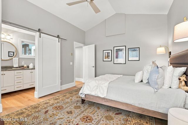 660 Lake Forest Drive SE, Pinehurst, NC 28374