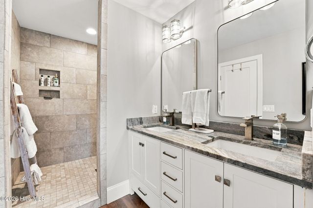660 Lake Forest Drive SE, Pinehurst, NC 28374