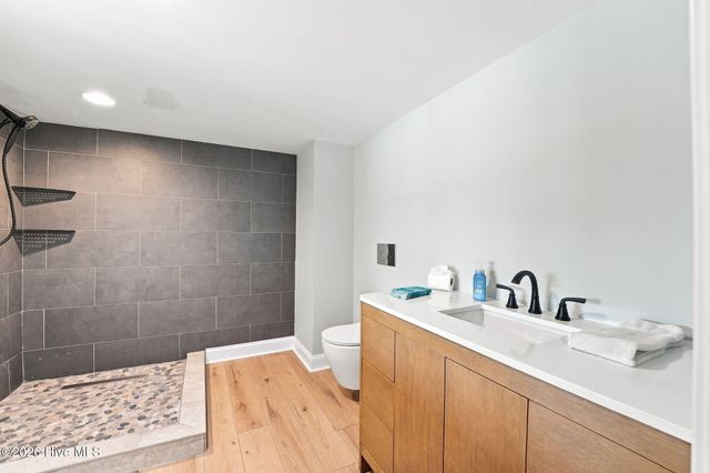 660 Lake Forest Drive SE, Pinehurst, NC 28374