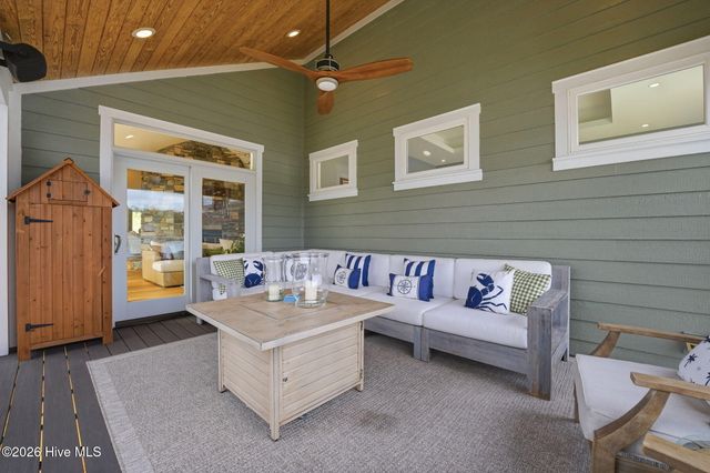 660 Lake Forest Drive SE, Pinehurst, NC 28374