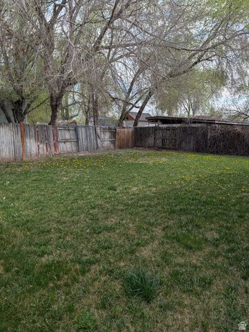 3067 S MAXINE ST, West Valley City, UT 84120